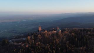 Château du Haut-Koenigsbourg : visite et hébergements à proximité